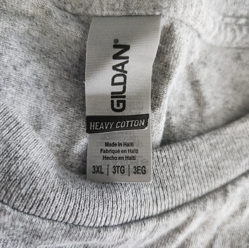 Wallace and Gromit Gildan Heavy Cotton 3XL T-shirt Plus Big & Tall Grey Tee - Picture 3 of 3